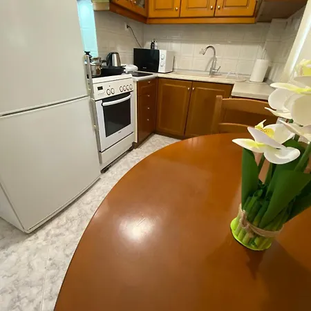 Unique In The Center *