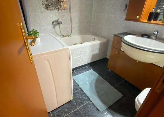 Unique In The Center